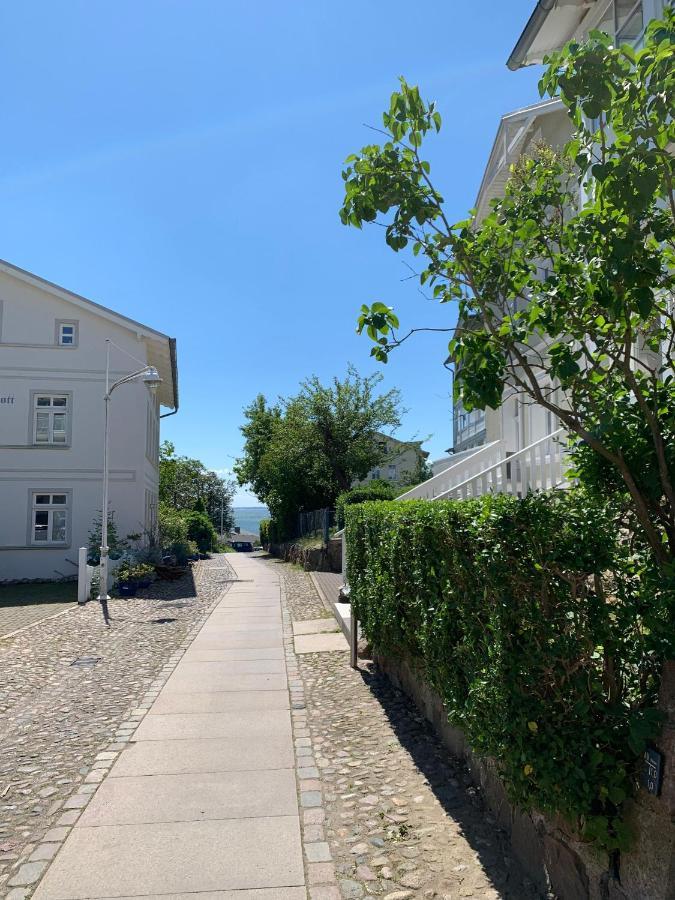 Villa-Rosengarten-Ferienwohnung-Baumhaus-Mit-Seeblick Sassnitz Dış mekan fotoğraf